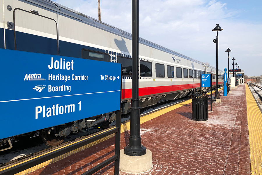 Amtrak Venture Joliet 900×600