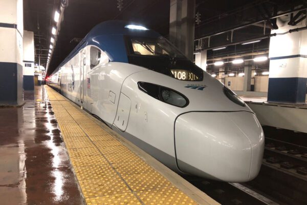 Acela at platform level