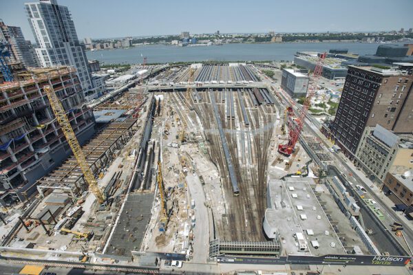 Administration freezes funding for Hudson River rail tunnel