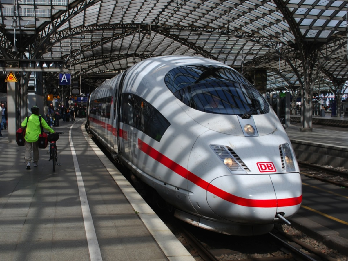 Webinar: Global Best Practices for Cutting the Cost of Building High-Speed Rail