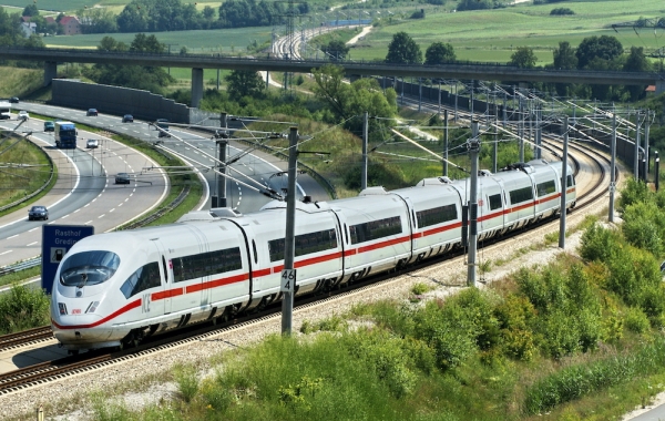 How to Pay For Use of Shared Rail Infrastructure: The German Model for Access Fees