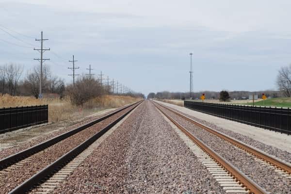 Lincoln service new tracks