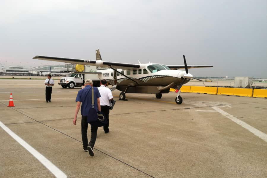 900x600 Puddlejumper On Tarmac