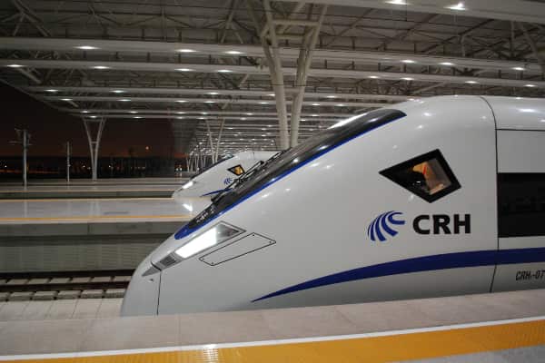 Shanghai Sleepers At Station