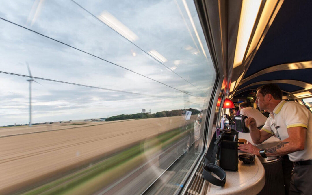 Cafe Car Rural Landscape Blur 1800×1200 01