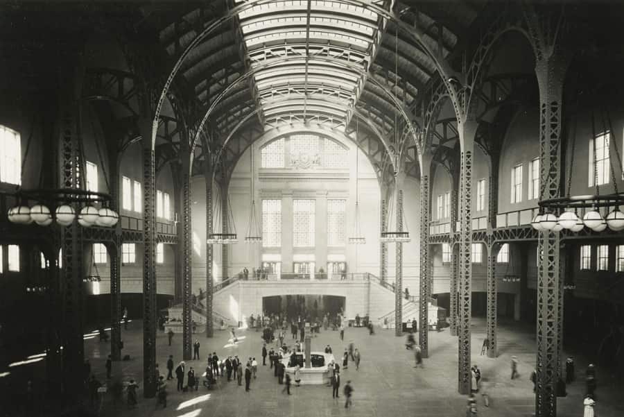 900x600 Old Concourse Interior