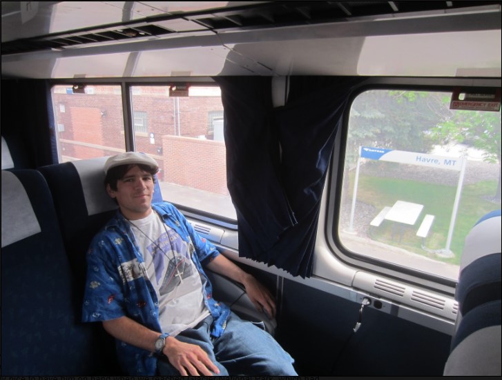 Paul_Rubio_Sitting_Train