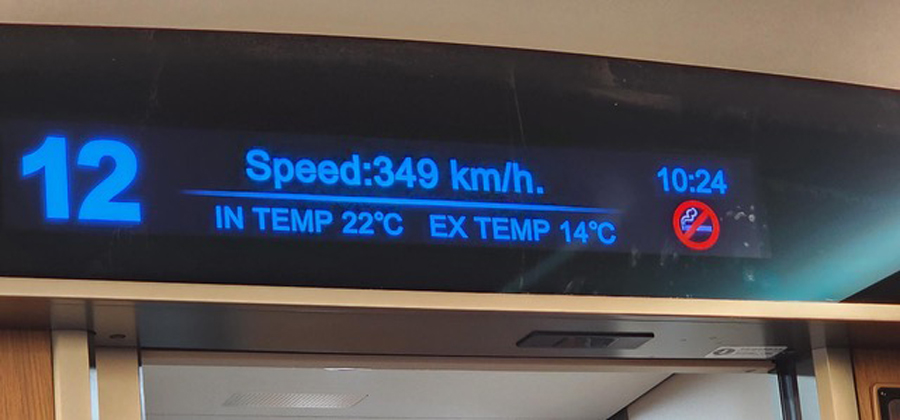 Beijing_Shenzhen_349_KPH_Gottlieb_900x600 A speedometer on a Chinese train showing 349 KPH.