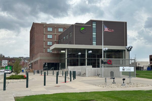 Illinois commits funding to bring trains to Quad Cities