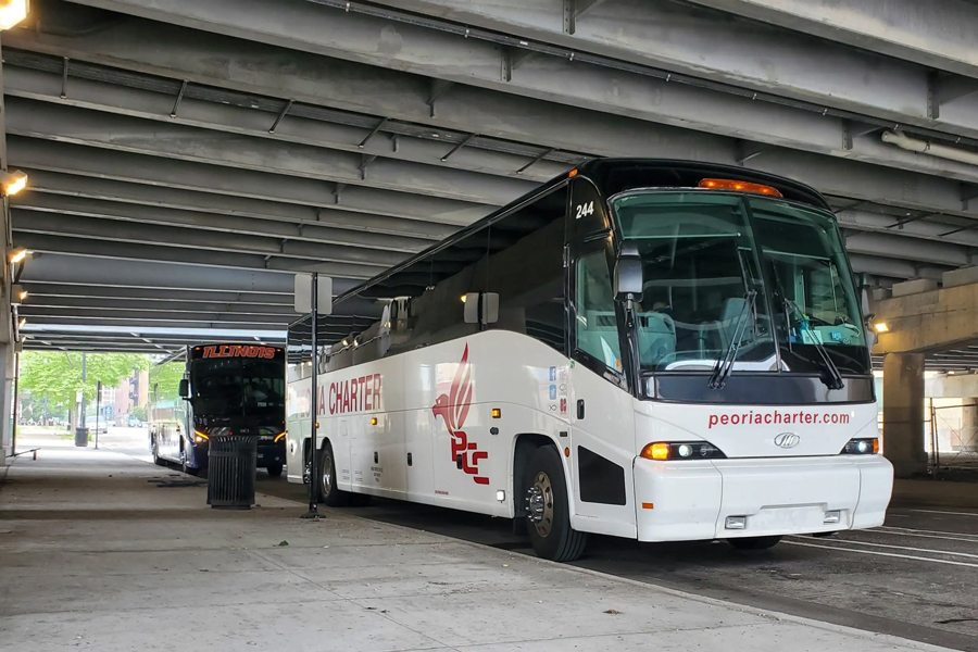 PeorIa_Motorcoach_Under_Congress
