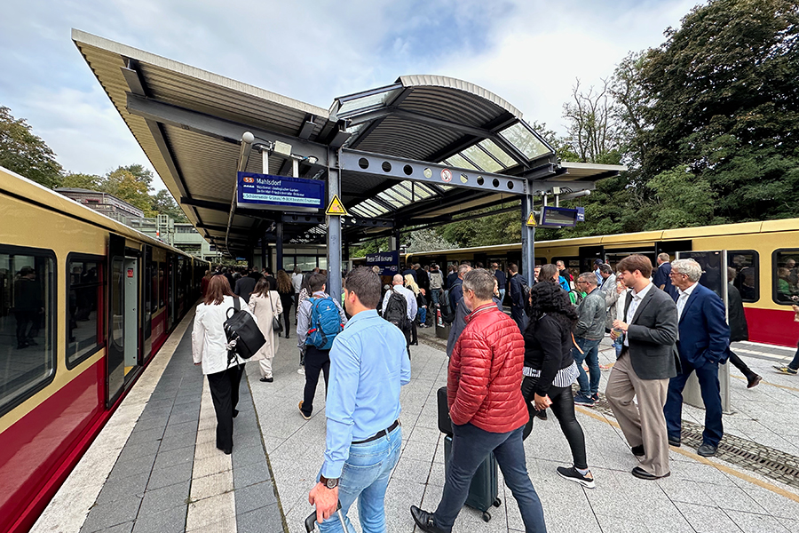 900x600 Passengers getting ready to board an S-Bahn train in Germany.